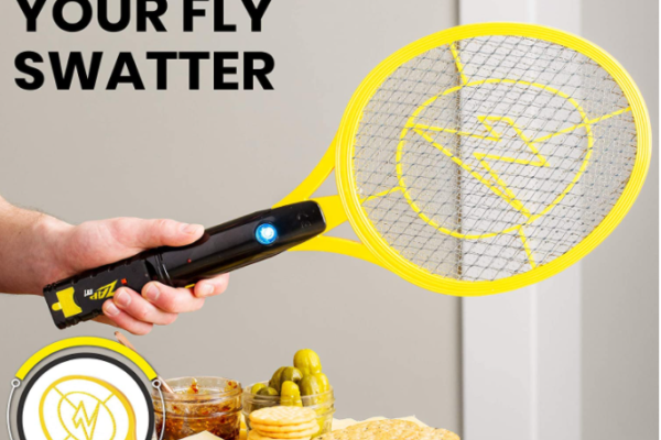 Destroy Flying Insects With an Electric Swatter